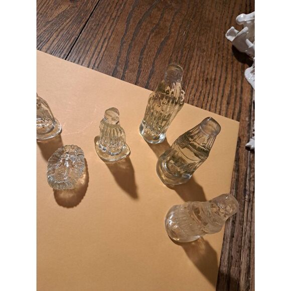 Vintage Clear Glass Nativity Figurines 8pc Christmas Holiday Baby Jesus Mary - Picture 7 of 7